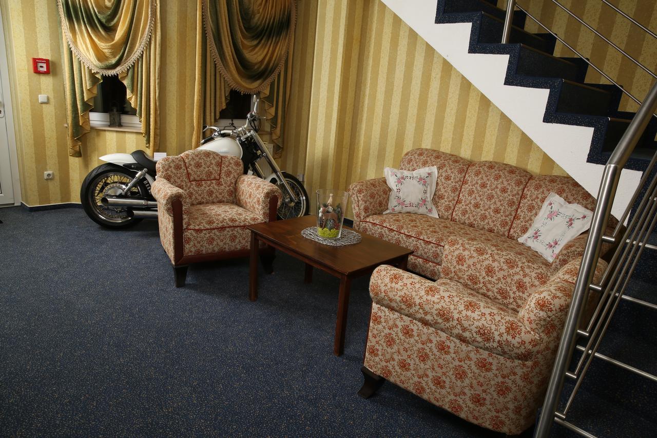 Hotel Kuhfelder Hof מראה חיצוני תמונה
